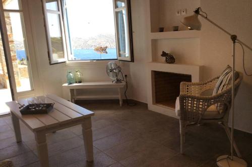 Sea breeze Serifos