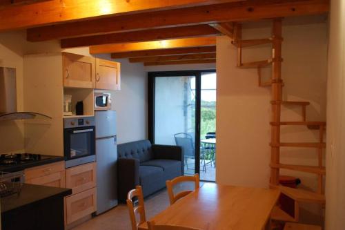 Gîte prox. gorges de l'Ardèche gîte à louer Bidon