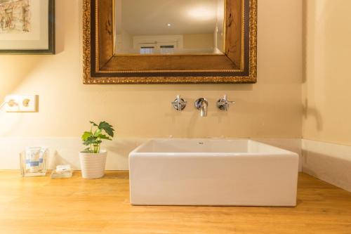 Apartment image 1