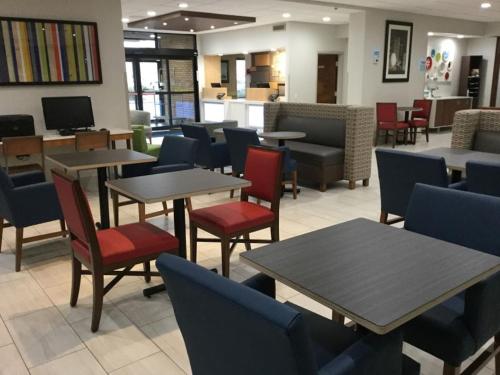 Holiday Inn Express Easton an IHG Hotel - image 3