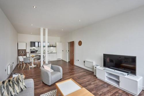 Plum Guide - Sepia Town, Birmingham, West Midlands