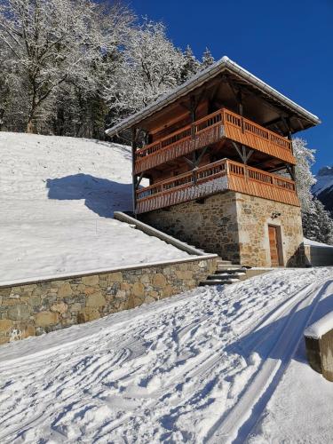 Mazot de Joe avec son hammam entre la Clusaz et Annecy