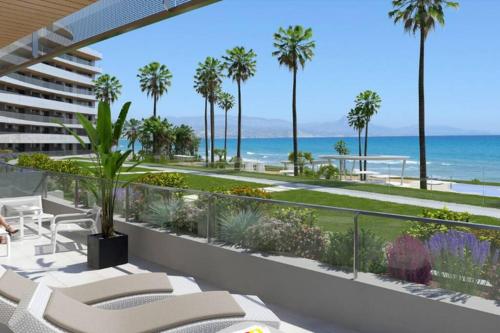 5* Apt, Best Location, Playa San Juan, heated pool