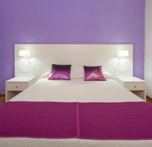 Hostal Adelino - main image