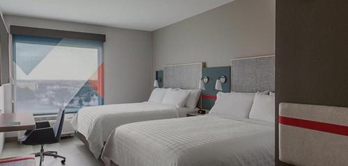 2 queen beds