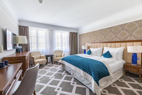 Book the Palace Double Room Palace Double Room