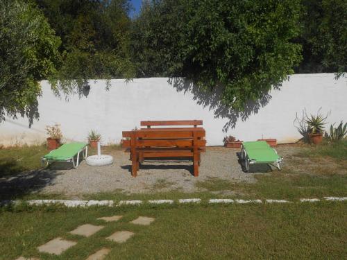 Garden, Nikos Apartments & Studios in Plakias
