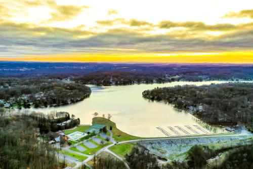 Crown Resorts at Wolf Run