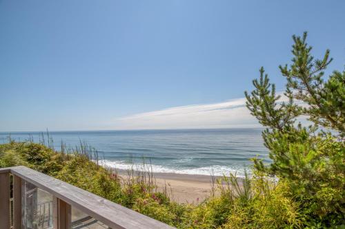 Lincoln Lighthouse - main image