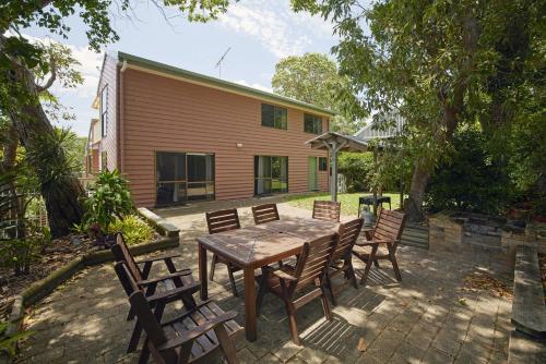 Straddie House
