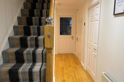 Calvary Hill - 4 Bed Holiday Home Large Garden, BBQ
