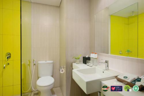 room detail thumbnail 2