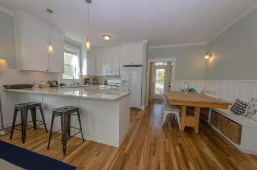 Coastal Break - image 3
