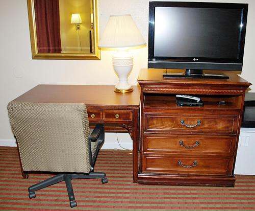 Travelodge by Wyndham Klamath Falls - image 11