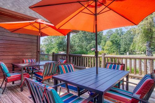 Cove Mountain Lodge cabin - main image
