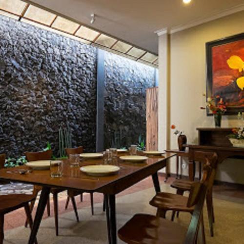 Helena Guest House