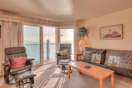 Dock of the Bay 305 - image 6