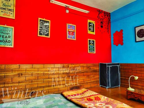 The Himalayan Art Cafe & Backpacker's Hostel