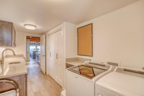 Holiday Home image 10