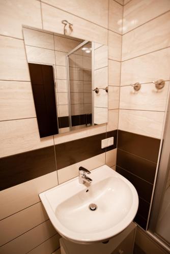 main Appartments - image 13