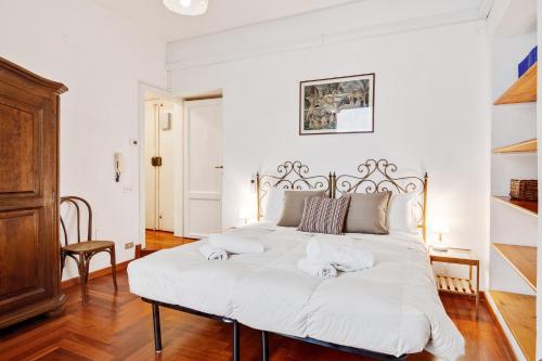 Porta Rossa Apartments near Ponte Vecchio