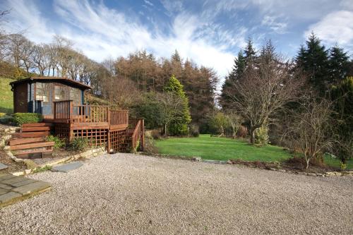 Stunning 3-Bed House in a private hidden valley