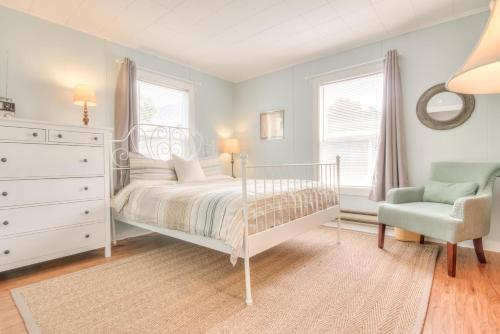 Sea Chalet - image 9