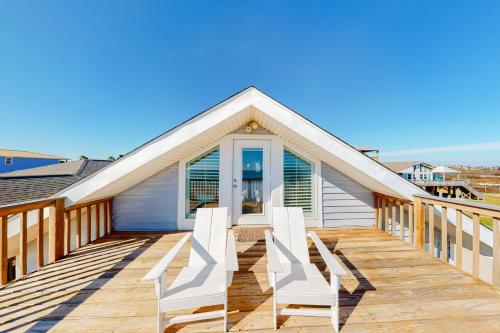 Cutest Beachfront Retreat