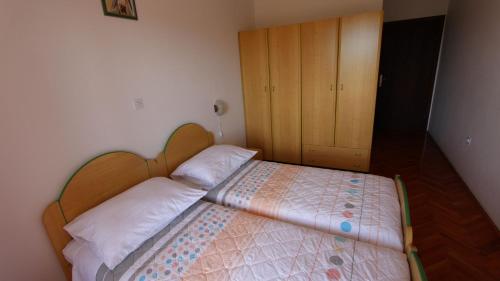 Double Room with Balcony and Sea View image 4