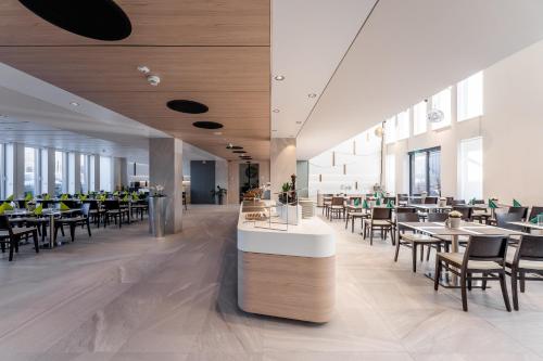 Restaurant, Globall Hotel in Telki