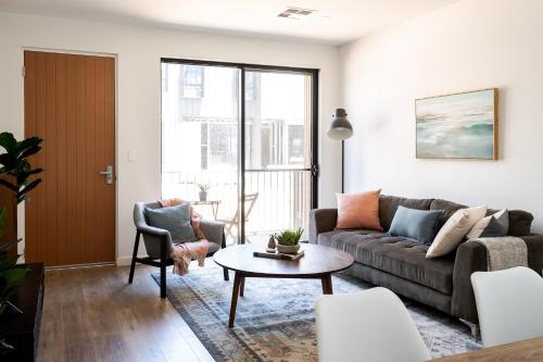 Albany Lane Apartments