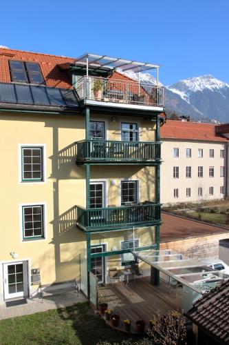 Riedz Apartments - image 4