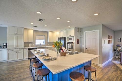 Waterfront Lake Placid Home with Dock and Fire Pit in Lake Placid, USA