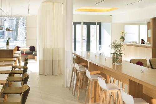 The Passage - Urban Retreat - image 7