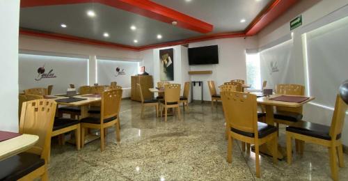 Hotel Lord in تلالبان تاكسكوينا