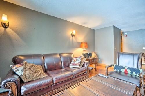Cozy Ski-In and Ski-Out Condo in the Sunrise Village! - image 4