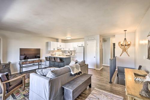 Modern Mtn Retreat with Views about 7 Mi to Keystone! in Dillon, USA