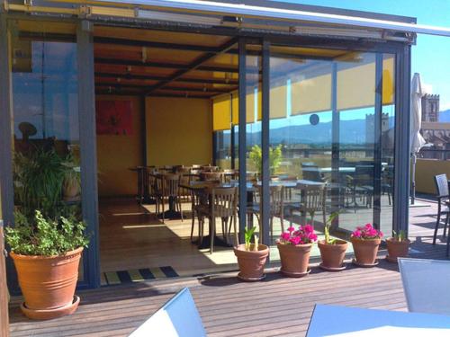 Hotel Canet - image 4