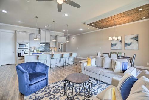 Elegant Lake Conroe Townhome with Boat Slip! in Montgomery, Vereinigte Staaten von Amerika