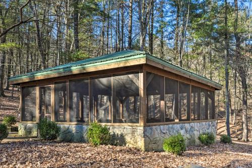 Berkeley Springs Haven with Sleepy Creek Access!