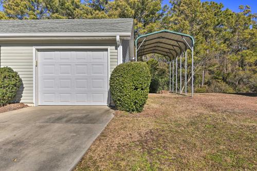 Beaufort Pad with Patio 3 Blocks to Waterfront!