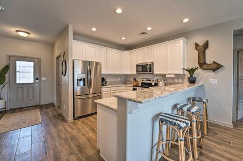 Family-Friendly Home - 2 Mi to Lake Havasu! - image 6