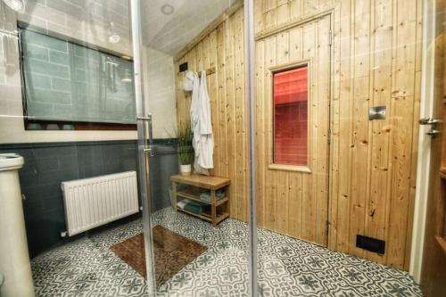 FLANDERS LOFT Luxury Apartment with sauna in 鄧吉文