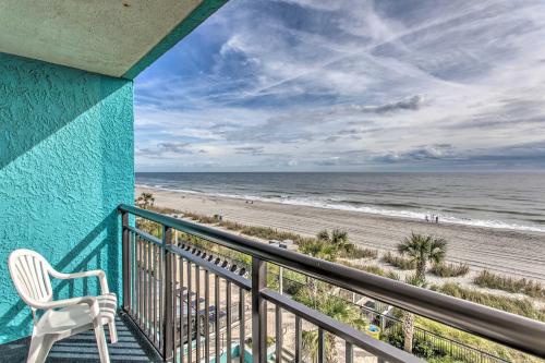 Landmark Resort Condo with Oceanfront Lanai! - image 2