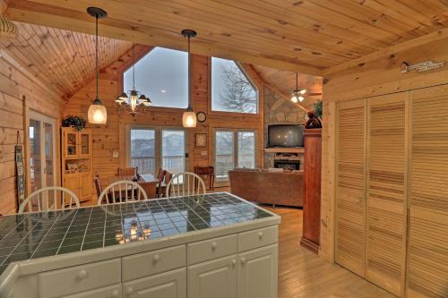 Smoky Mountain Living Grand Cabin with Hot Tub - image 8