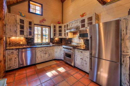Pack Creek Ranch Less Than 15 Miles to Downtown Moab! - image 11