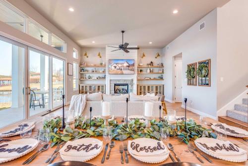 Lakeside Granbury Retreat with Patio and Fire Pit - image 8