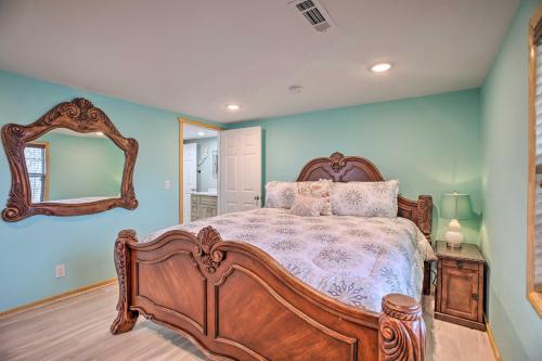 Outdoor Family Fun Large Home by Beaver Lake! in Eureka Springs, USA