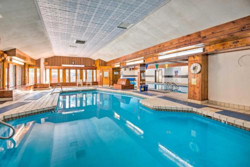 Chic Village of Loon Getaway Less Than 1 Mi to Slopes - image 3