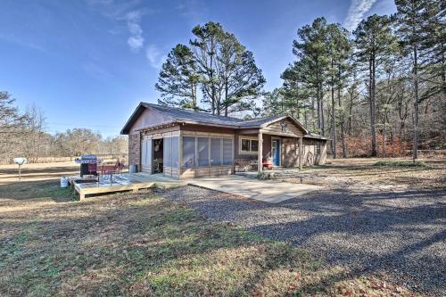 Secluded Boles Home Near River Pets Welcome! in Boles, USA